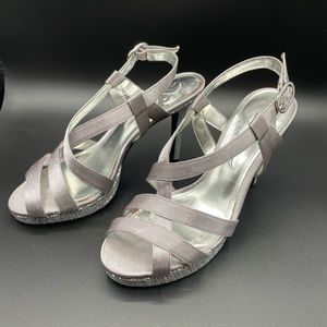 PRICE DROP on Nina Silver Dressy Special Occasion Shoes 7.5
